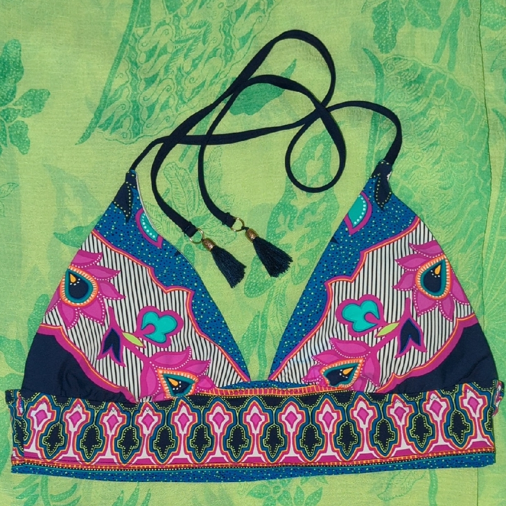 Trina Turk Triangle Bikini Top ' Sri Lanka' M- L *Flaws*